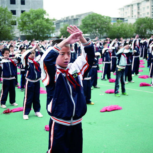 nEO_IMG_龍灣橫街學(xué)校的體育大課間活動(dòng).jpg